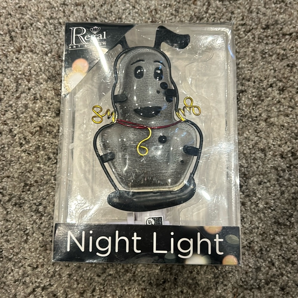 Regal Dog Night Light New